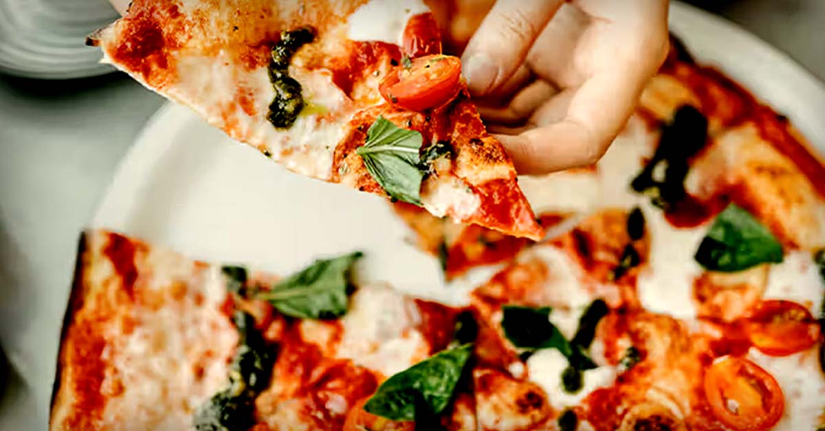 Napolità Delight: Neapolitan Pizza Magic & Homemade Goodness
